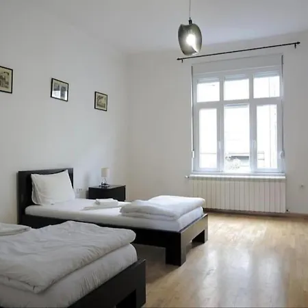 Daire 12 Beds 4 Baths 2 Renovated Apts 2nd & 3rd Flr *